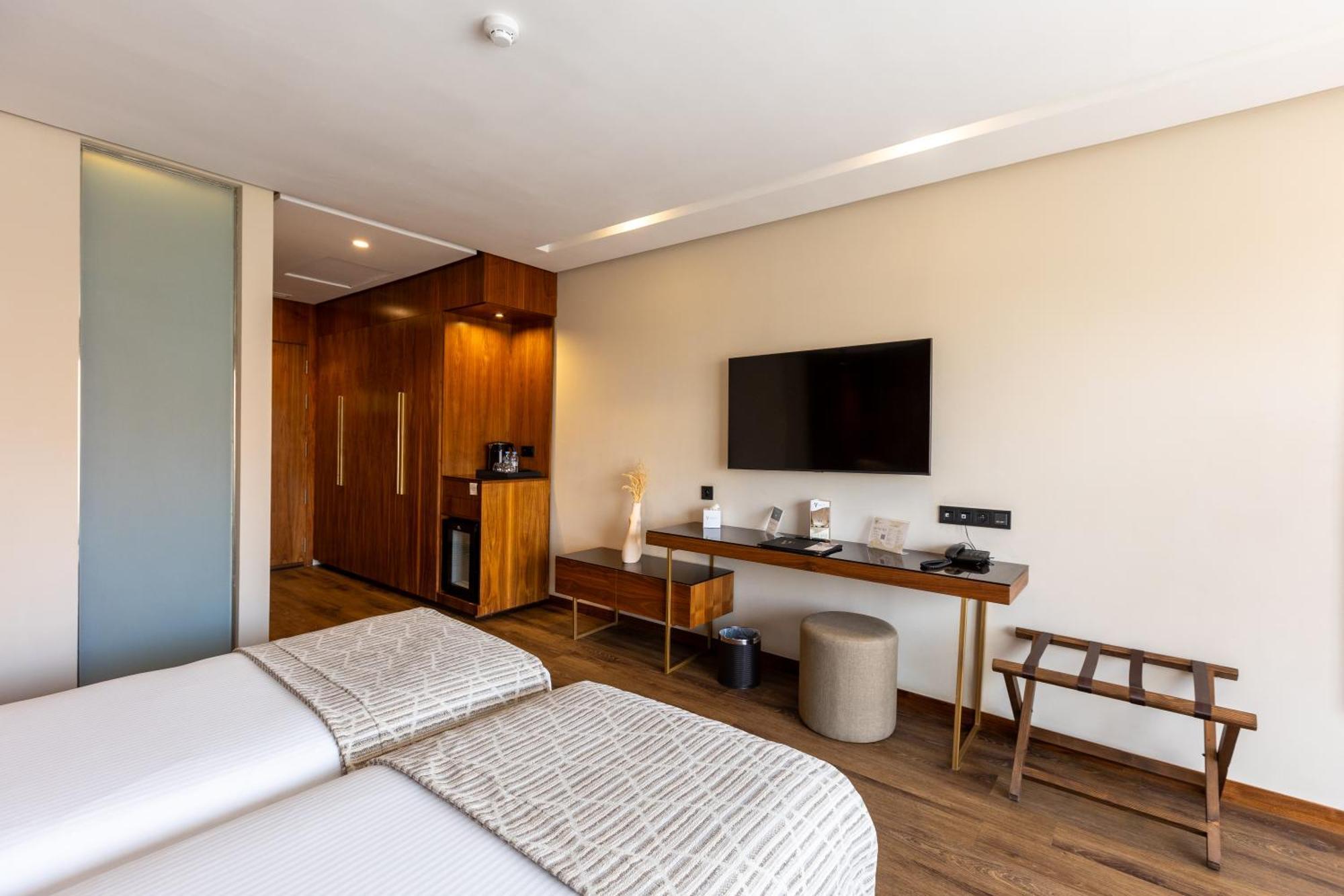 Junior Suite,1708292832:JPEG